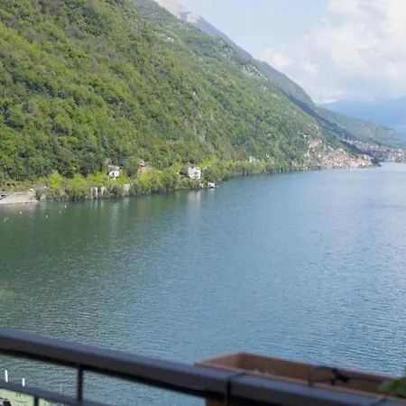 Appartement Attico Con Grande Terrazza Vista