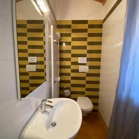 Apartamento Attico Con Grande Terrazza Vista Argegno